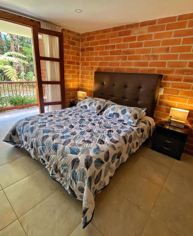 Finca Turistica De Alojamiento Rural Avalon Jardín Eksteriør billede
