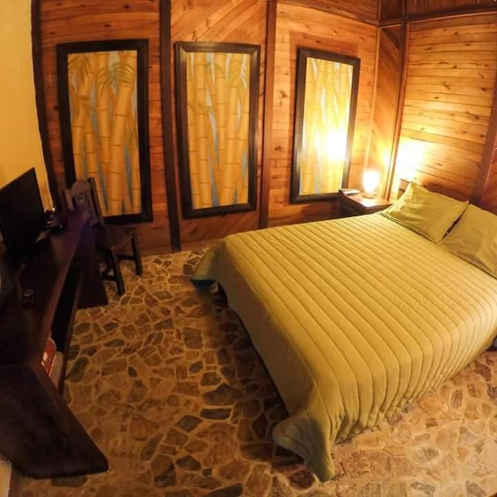 Finca Turistica De Alojamiento Rural Avalon Jardín Eksteriør billede